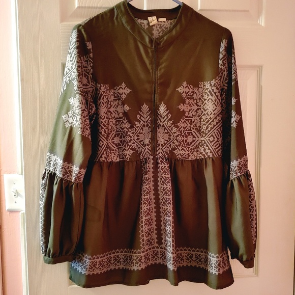 Anthropologie Tops - Long sleeve anthropologie shirt /Konrad and Joseph